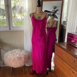 SHOW STOPPER! Elegant Fuchsia Gown